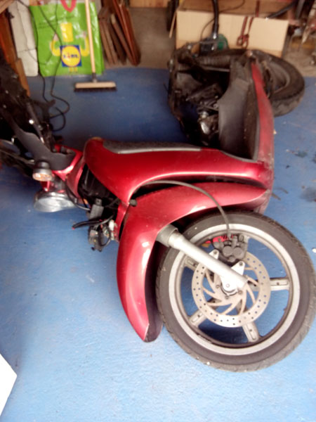 scooter couché